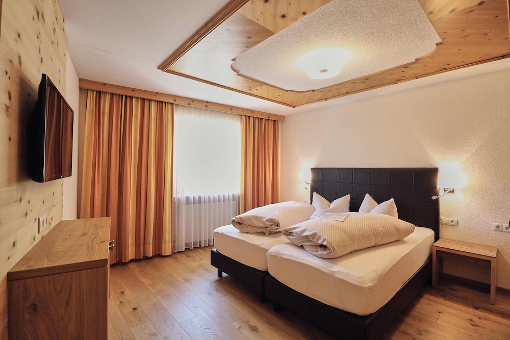 Family Room, 2 Bedrooms (Almrausch) photo 2