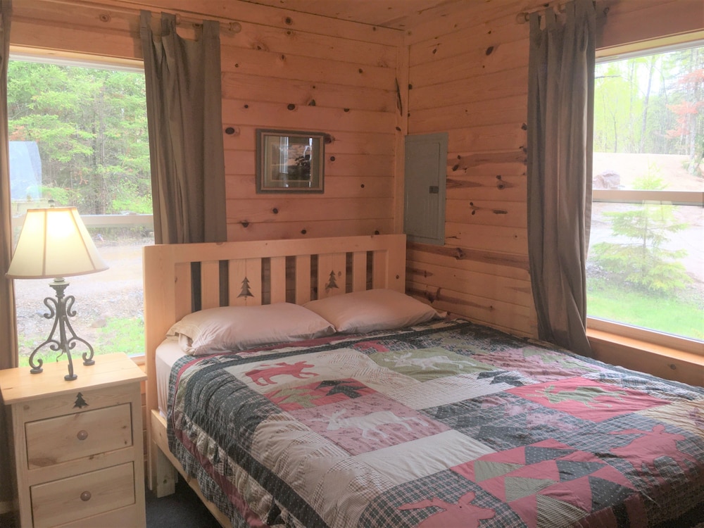 Wolf Den Cabin photo 1