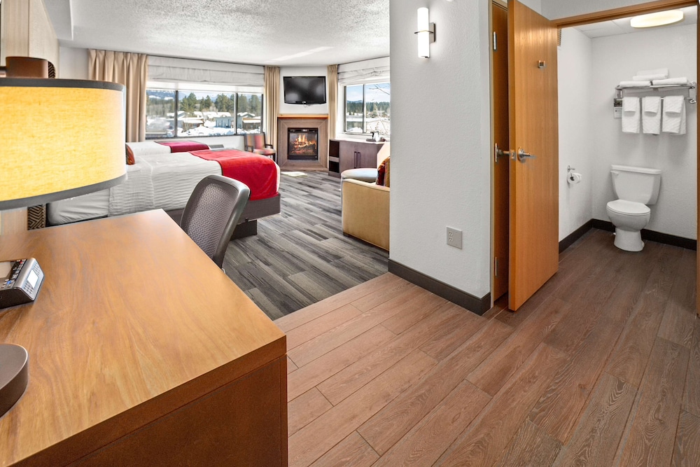 Suite, Multiple Beds, Non Smoking, Fireplace (With Sofabed) - Photo 3