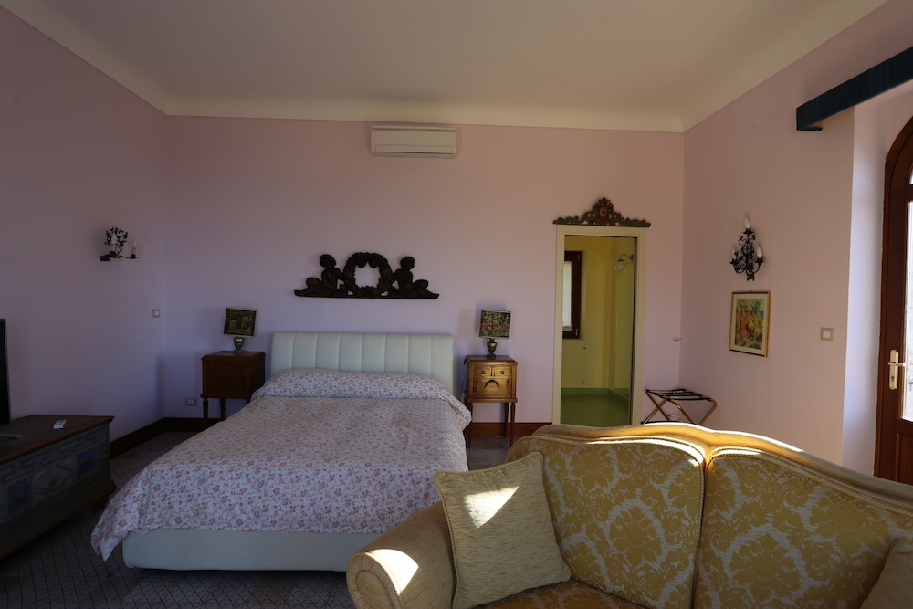 Panoramic Suite, 1 King Bed, Sea View, Sea Facing (Don Roberto)