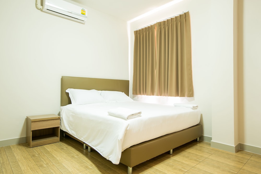 Standard Room photo 2