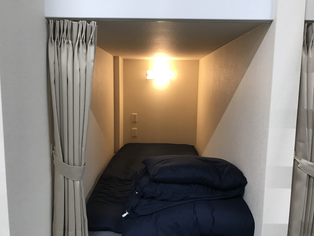 Basic Shared Dormitory, Women only, Non Smoking, City View