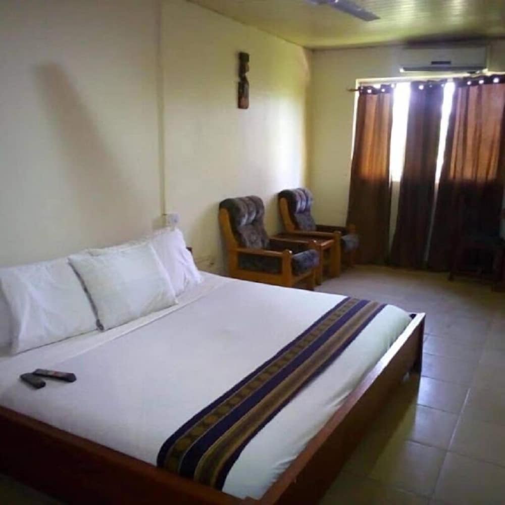 Economy Single Room, 1 Queen Bed photo 1