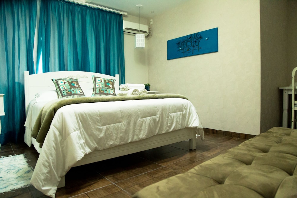 Premium Apartment, 1 Queen Bed, Non Smoking photo 3
