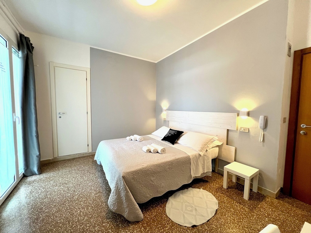 Superior Double Room, 1 Queen Bed, Beach View