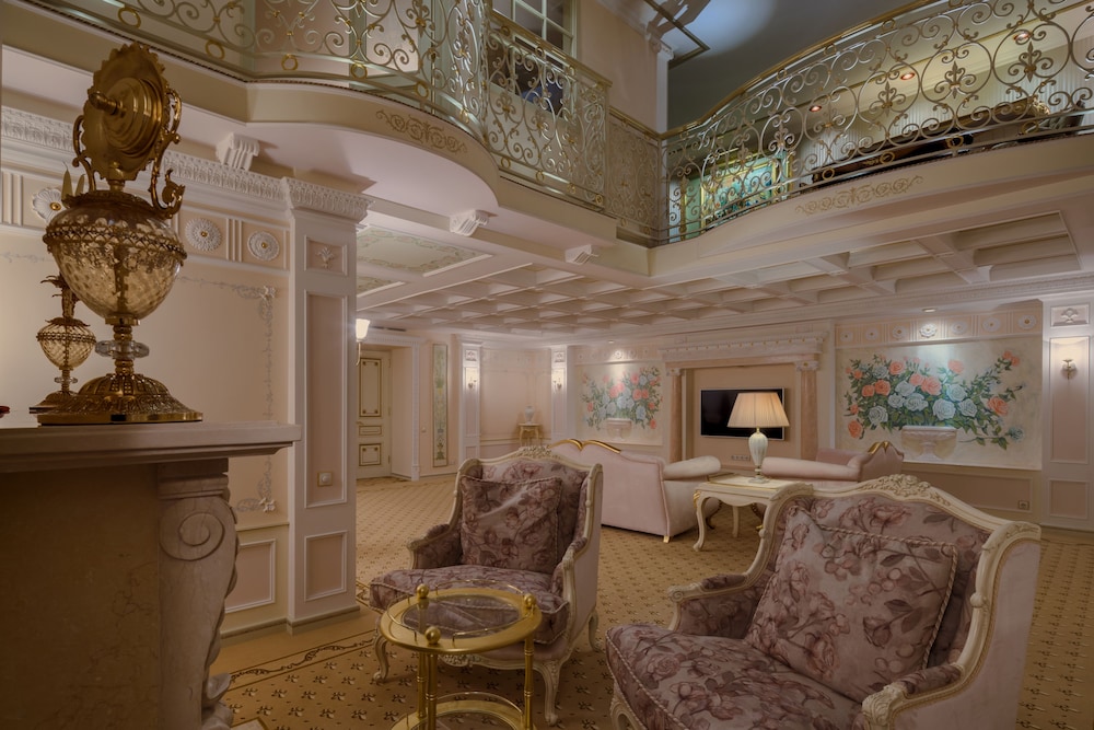 Royal Penthouse, 2 Bedrooms, River View photo 1