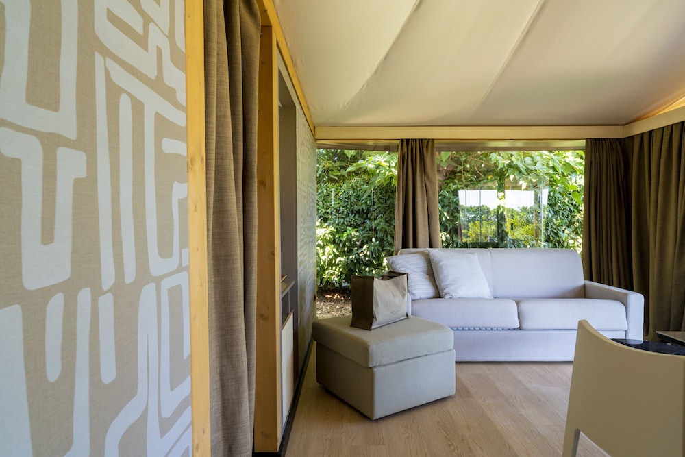 Luxury Tent (1 fila presso Infinito Beach) photo 3