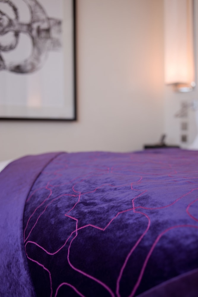 Classic Room, 2 Twin Beds, City View - Photo 2