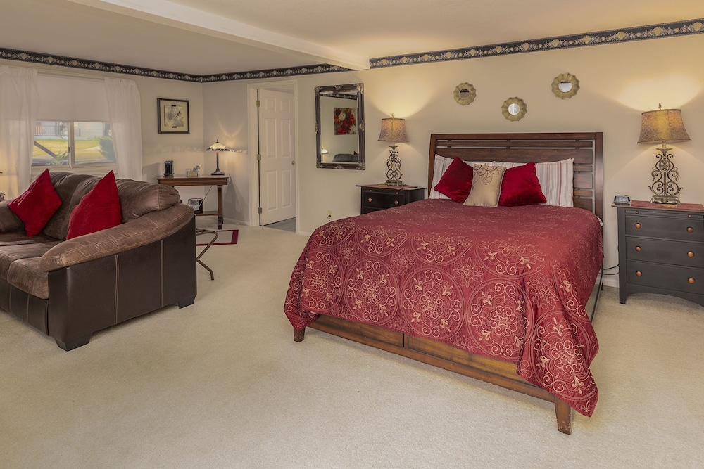 Deluxe Suite photo 1