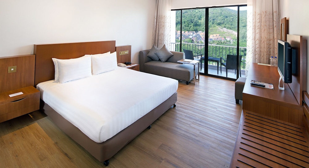 Superior Double Room, Hill View