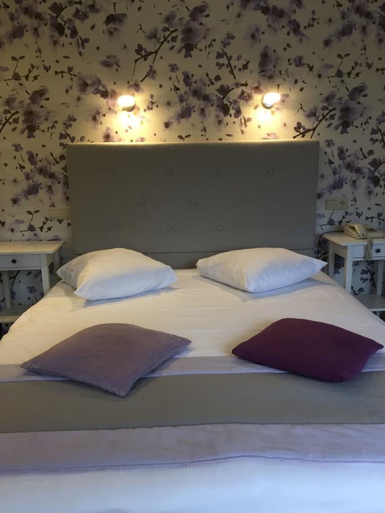 Economy Double Room photo 3
