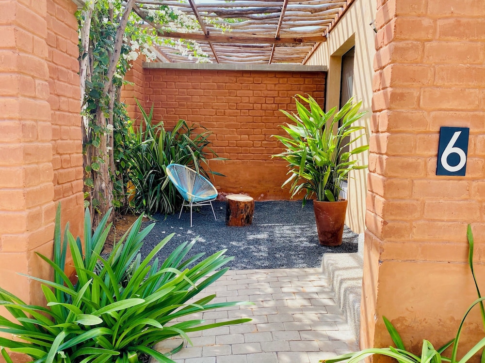 Bungalow photo 2