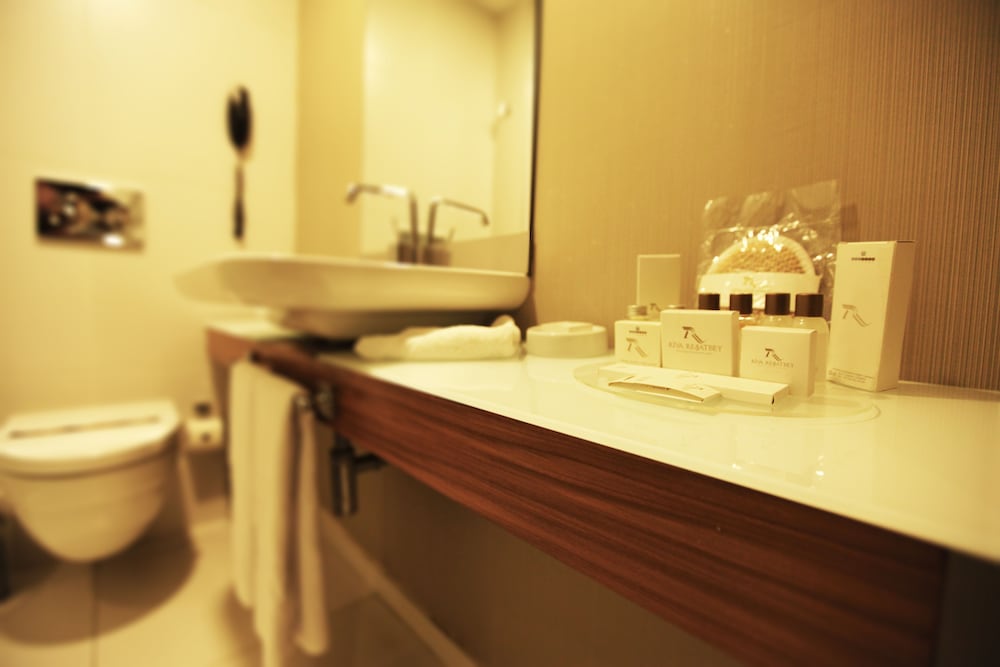 Standard Room, City View - Photo 6