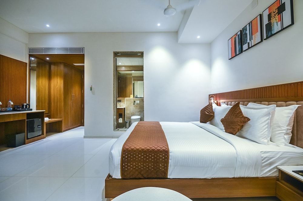 Comfort Room, City View photo 3
