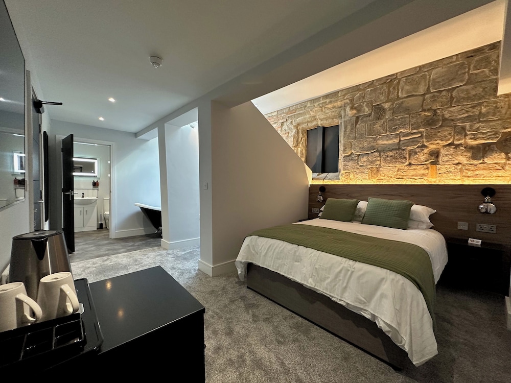 Double Room (Feature Kingsize Room)