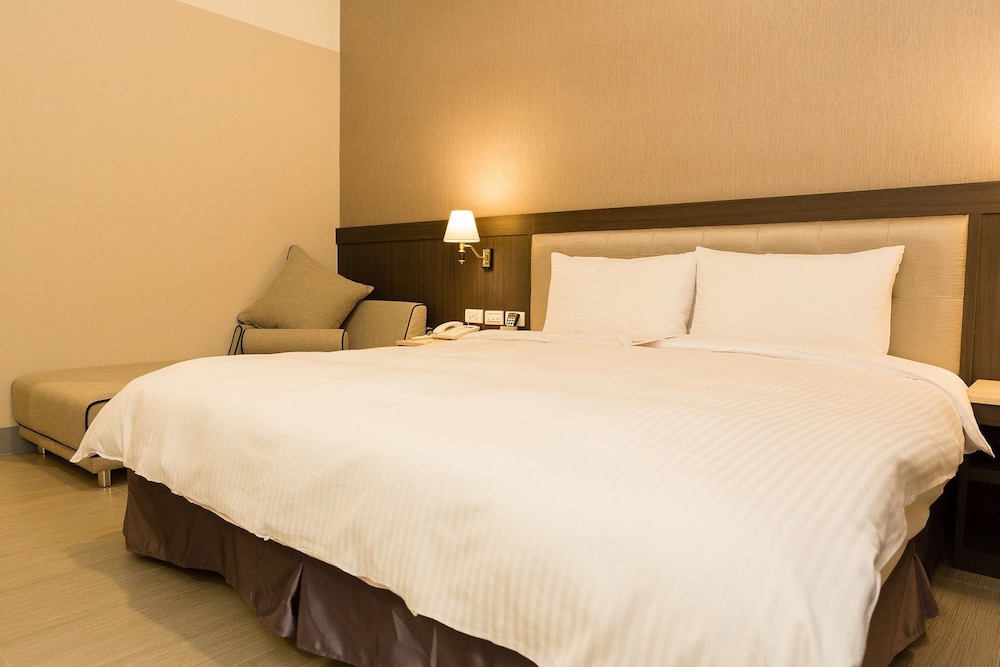 Classic Double Room (for half board plan, dinner is served 20:00 - 22:00,last admission is 21:30) photo 2