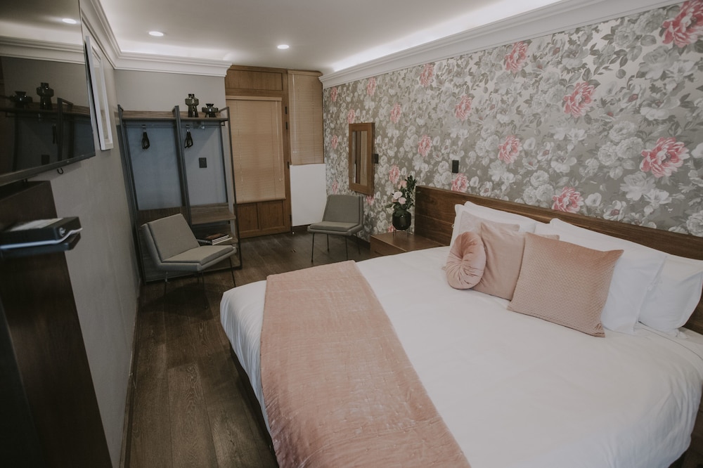 Standard Room photo 1