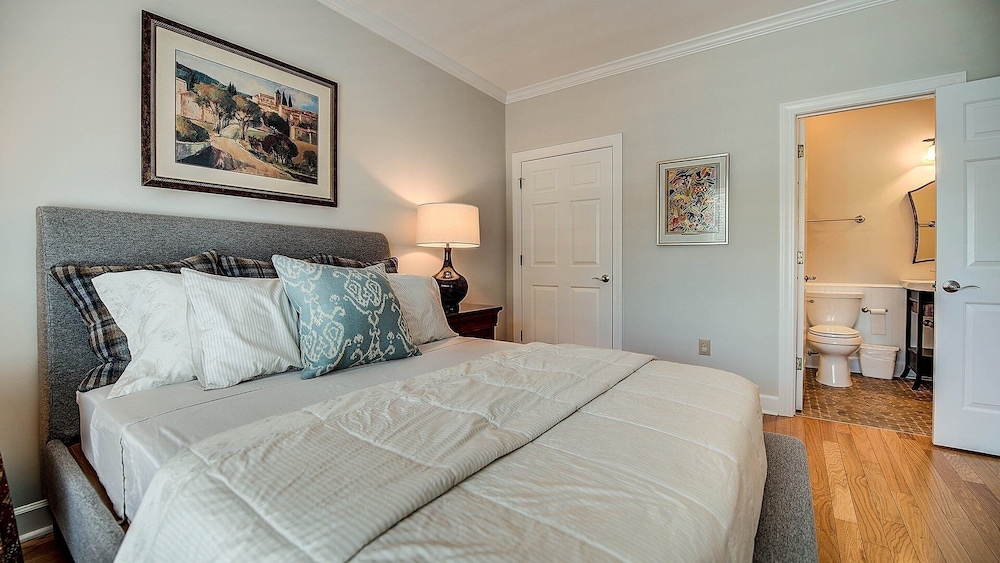 Condo, 3 Bedrooms photo 3