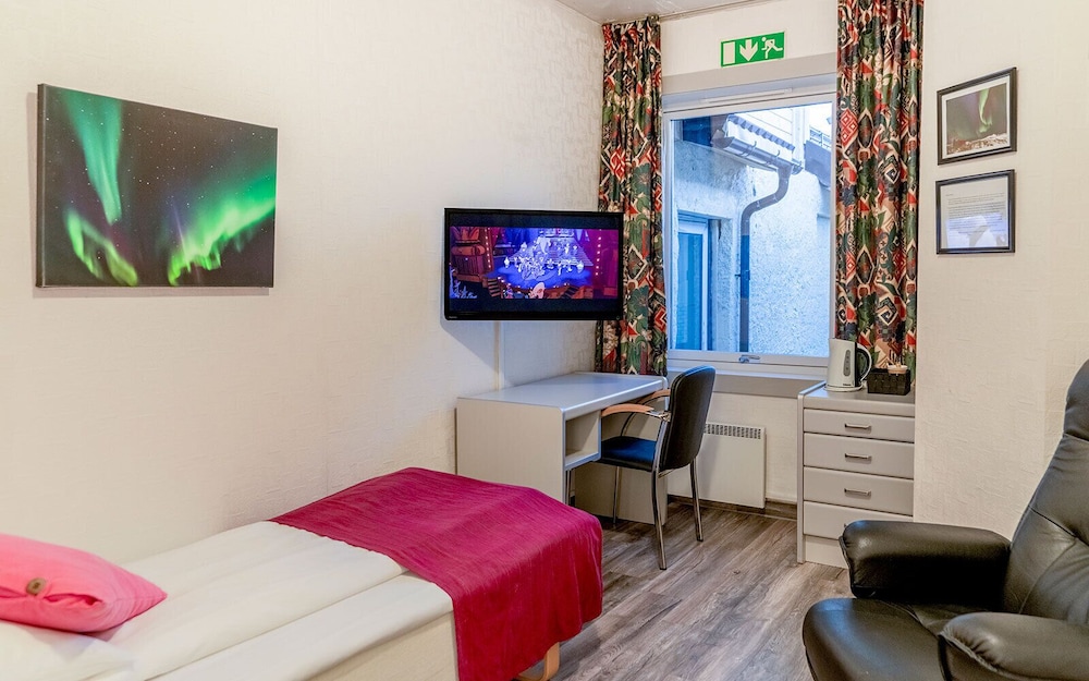 Basic Single Room photo 1