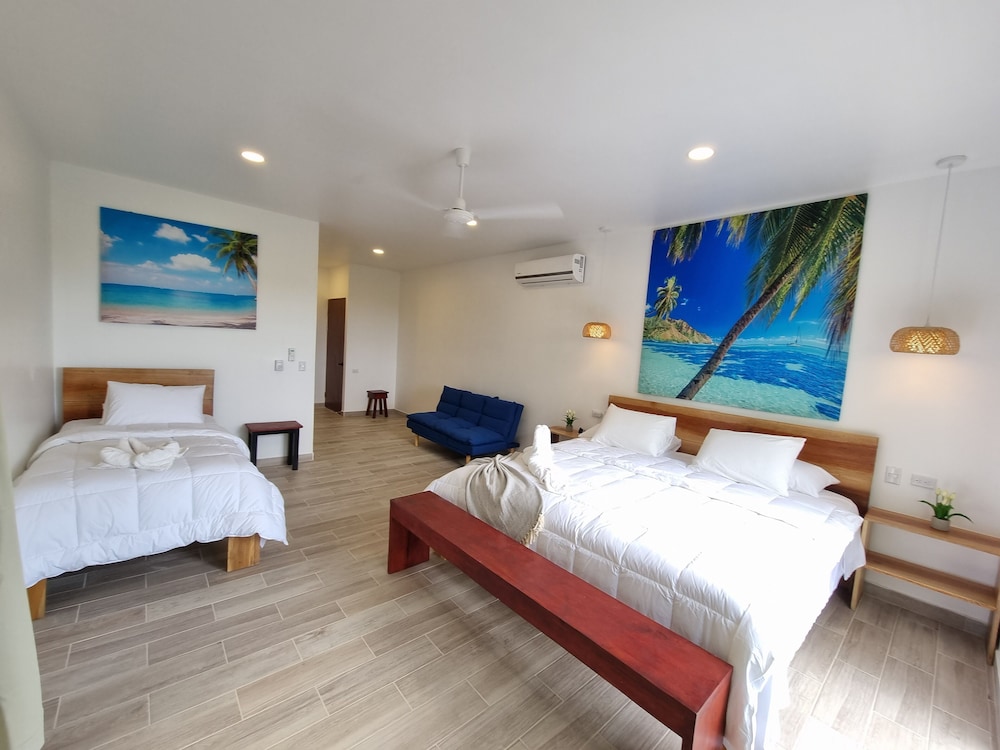 Panoramic House photo 1