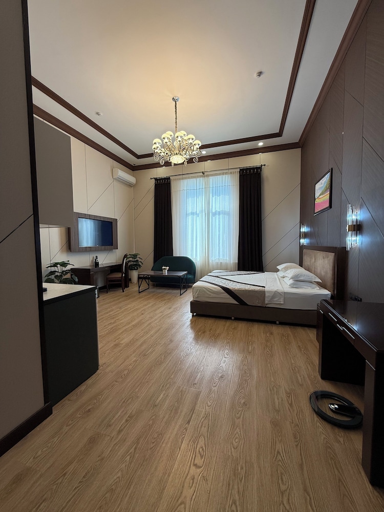 Junior Apartment