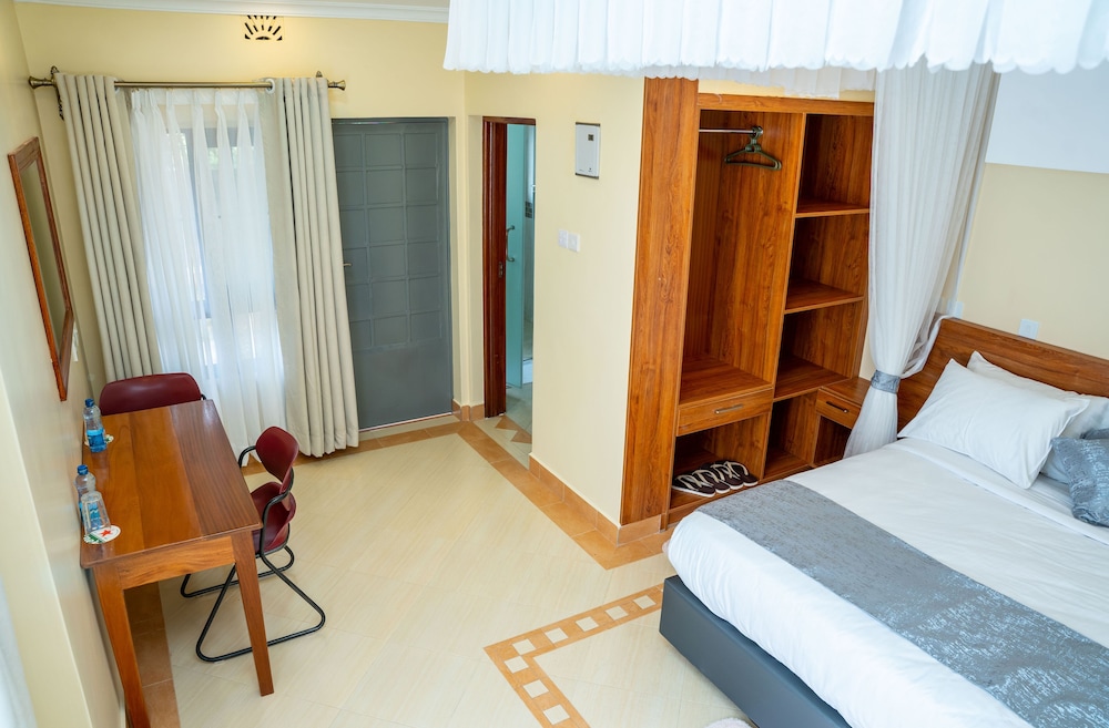 Deluxe Double Room photo 3