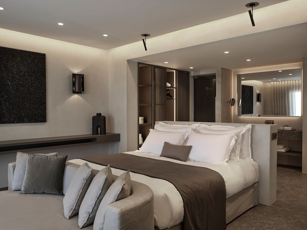 Premium Suite, Private Heated Pool, Sea View - Photo 1