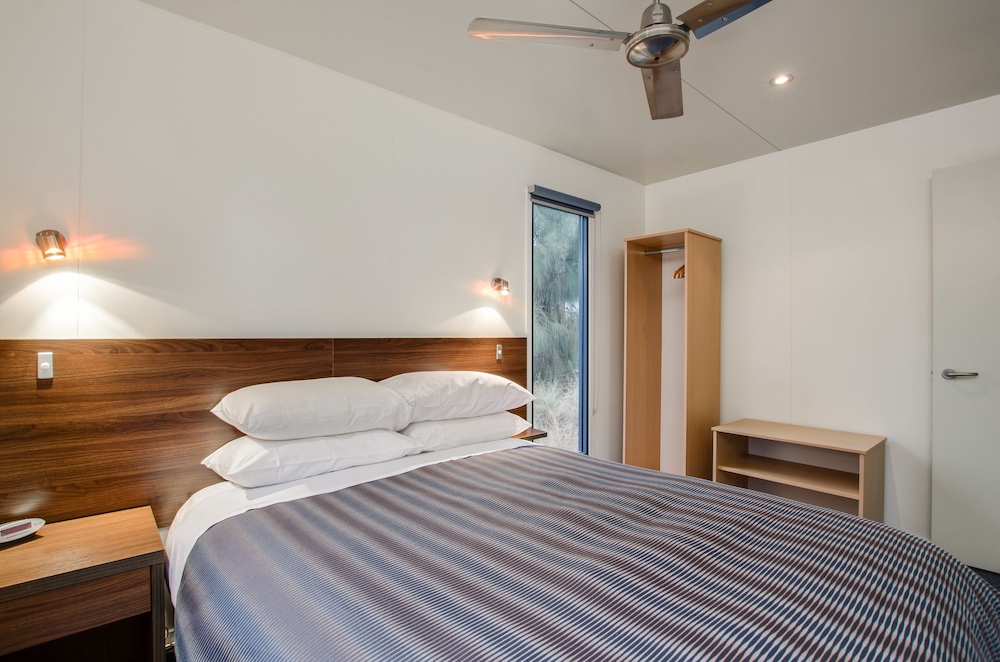 Two Bedroom Chalet - Photo 6