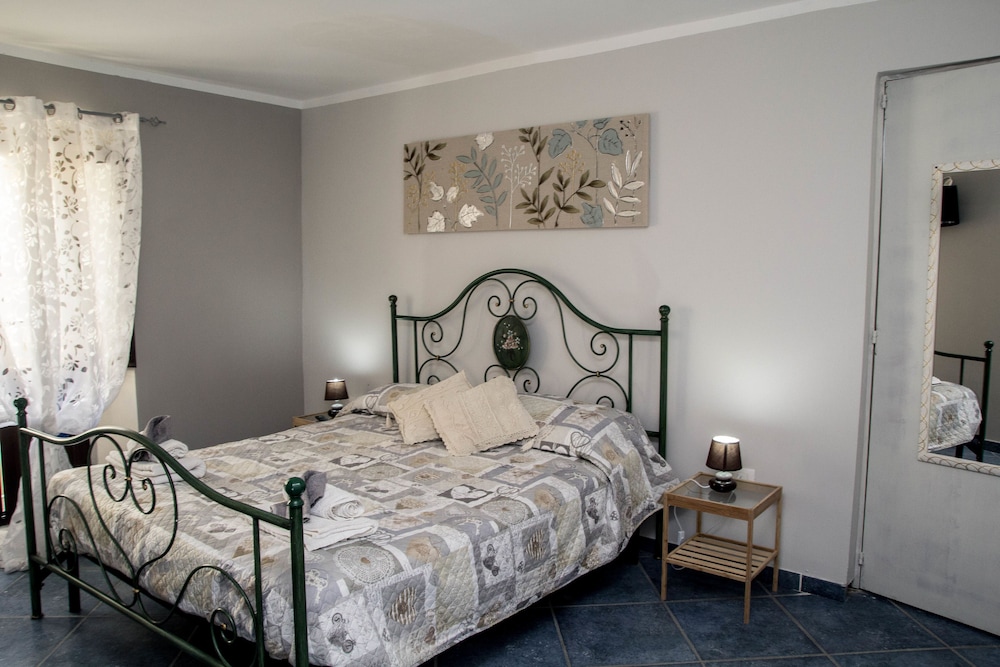 Triple Room, Balcony photo 2