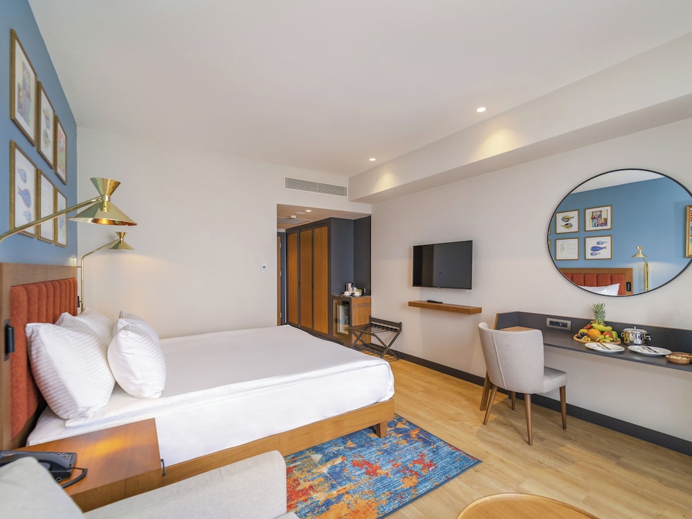 DELUXE ROOM SEA VIEW