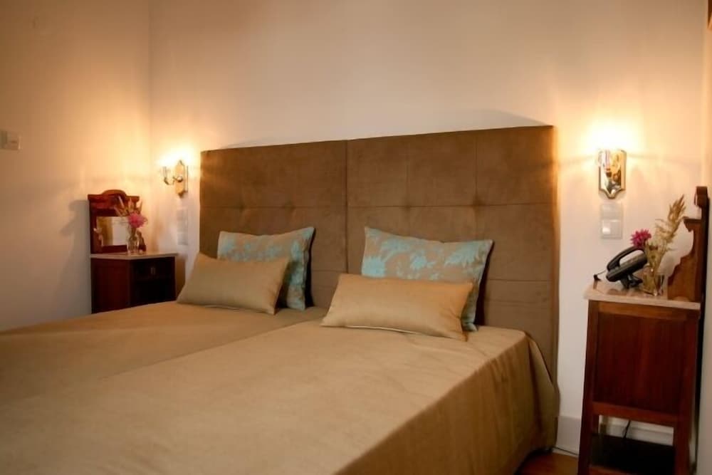Double Or Twin Room (Alecrim) photo 1