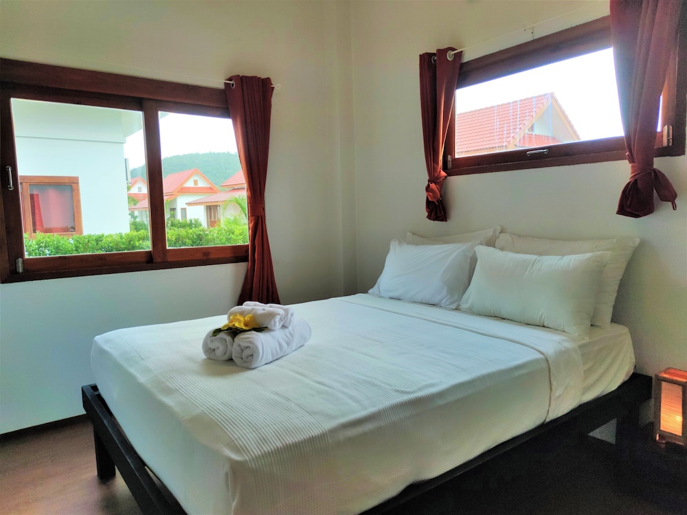 Villa, 2 Bedrooms, Smoking, Park View photo 3