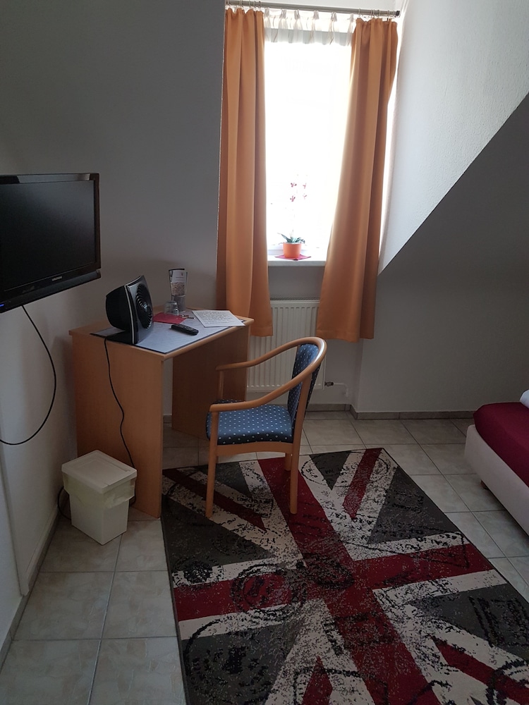 Standard Double Room, 1 Double Bed, Non Smoking - Photo 1