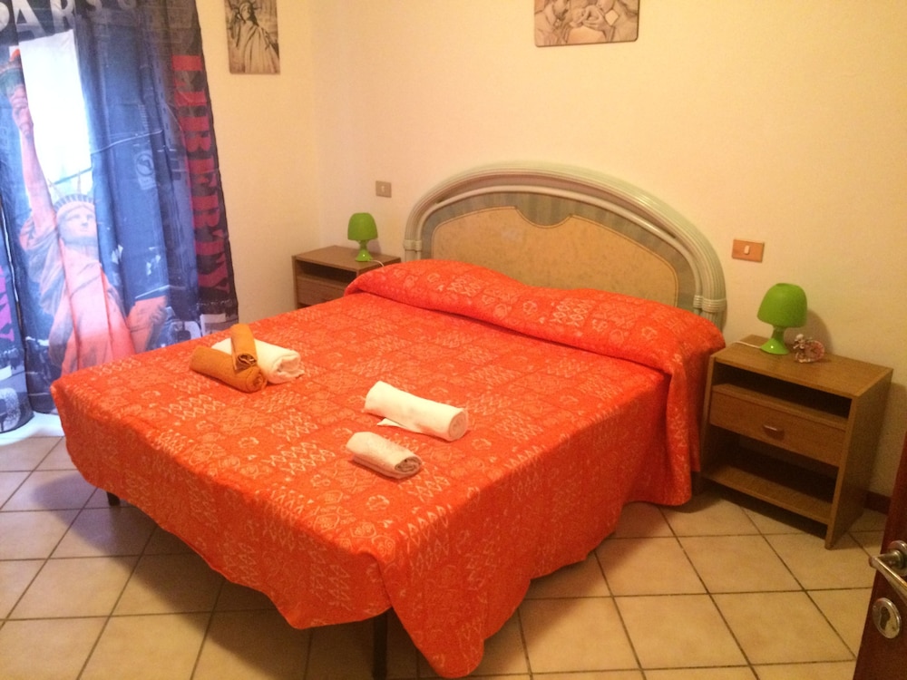 Triple Room, Ensuite photo 1