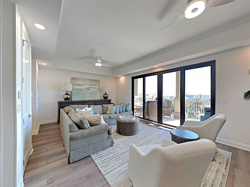 Condo (3 Bedrooms)