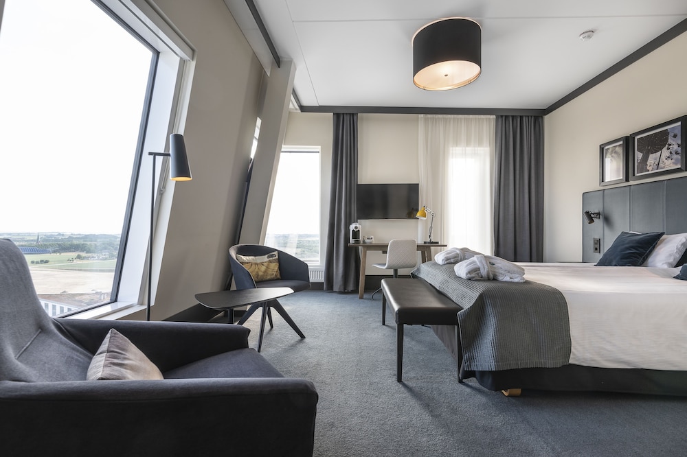 Superior Double or Twin Room photo 1