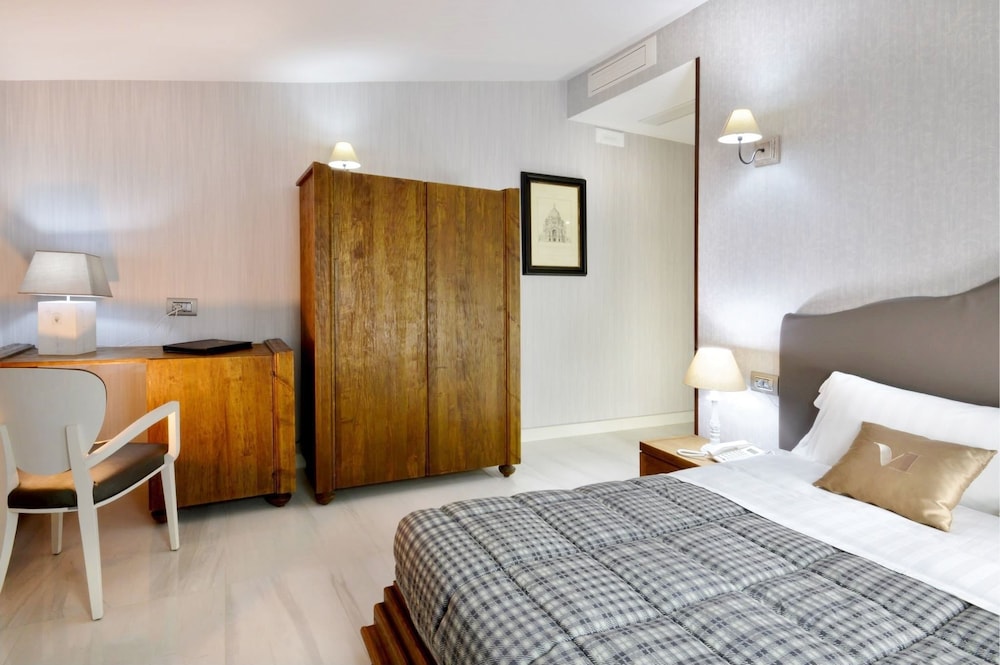 Standard Room, 1 Bedroom photo 2