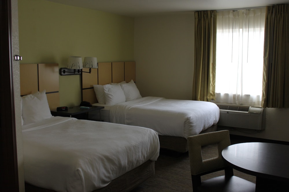 Studio Suite, 2 Double Beds, Accessible (Mobil Tub) photo 3
