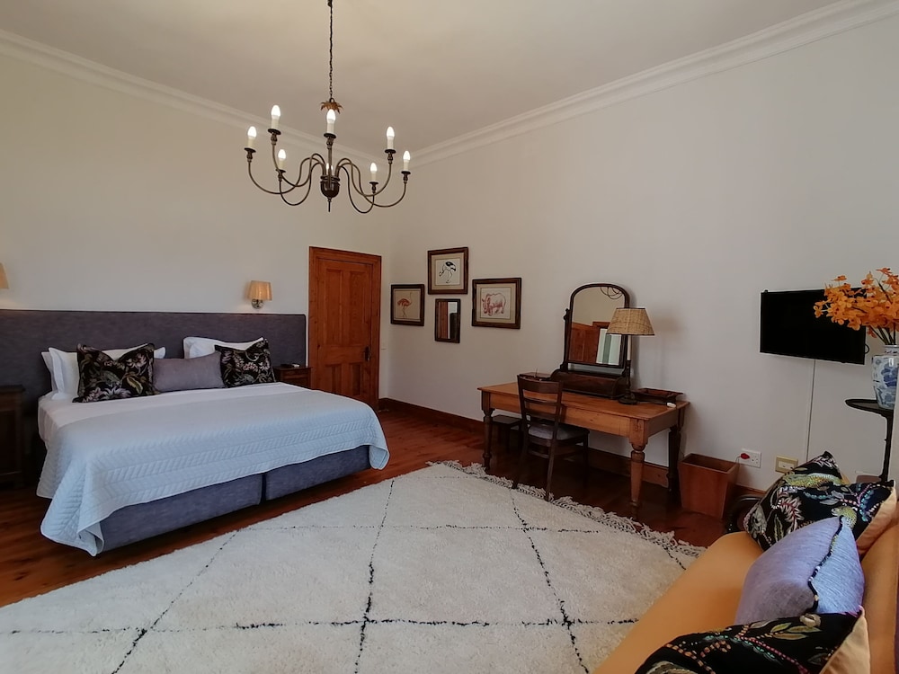 Deluxe Suite photo 3