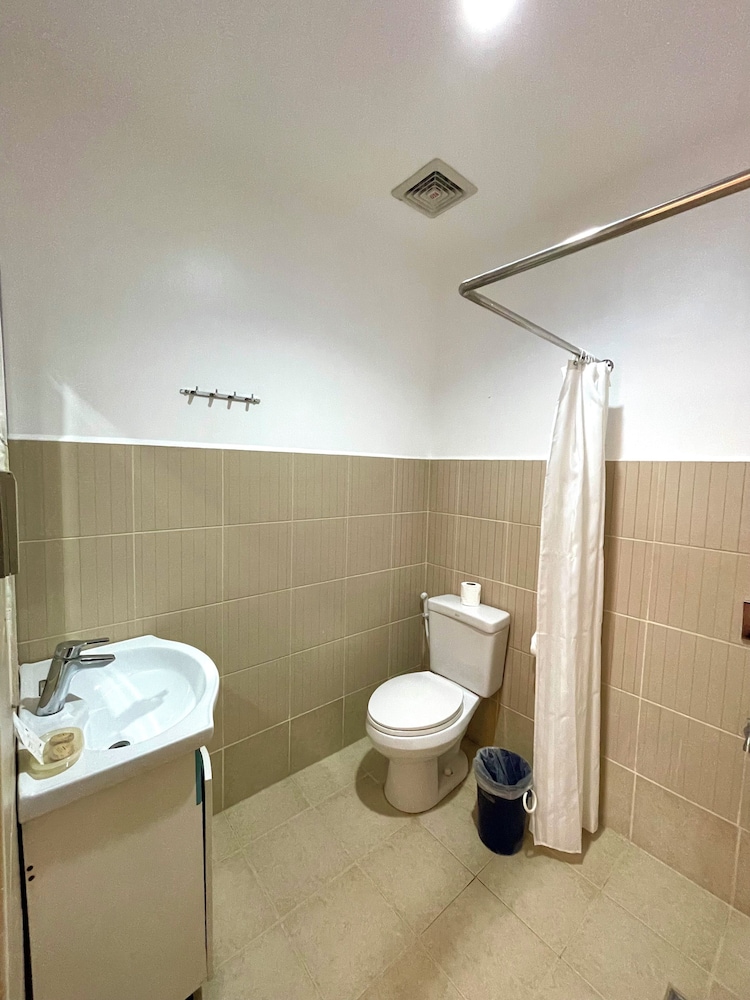 Suite - Photo 8