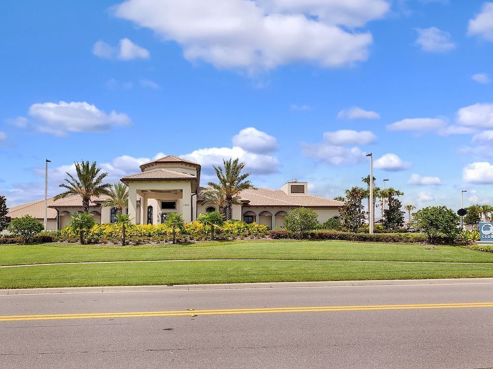 Marvelous 4 Bedroom w Screened Pool Close to Disney 1569, Foto 51