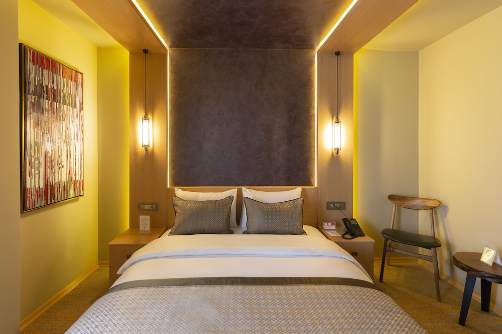 Standard Double or Twin Room - Photo 2
