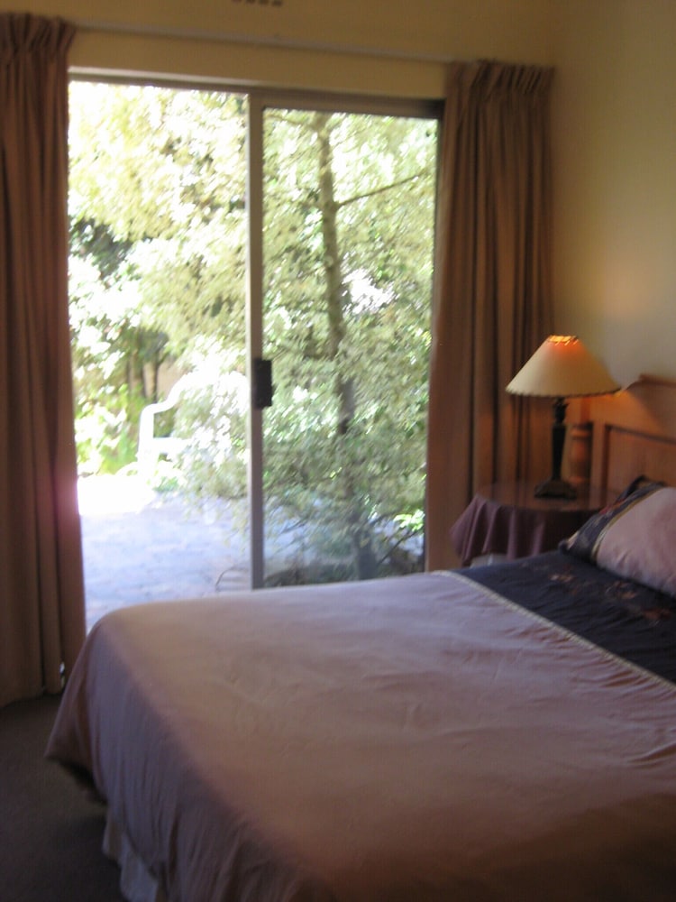 Standard Cottage (Pebbles)