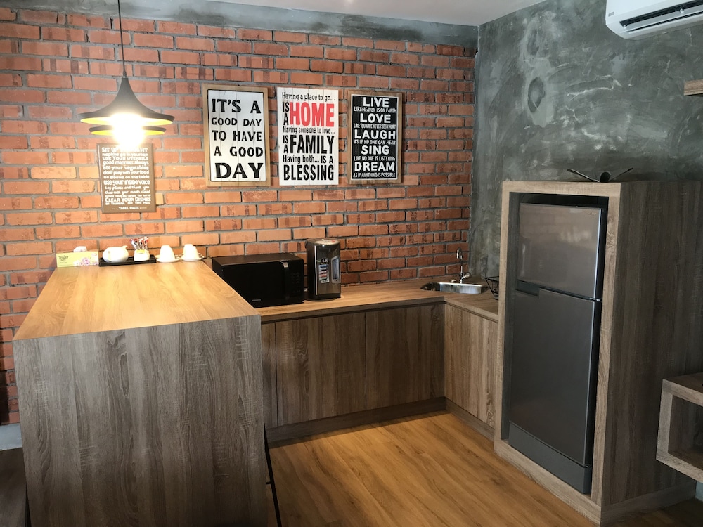 Family Studio Suite - Photo 4