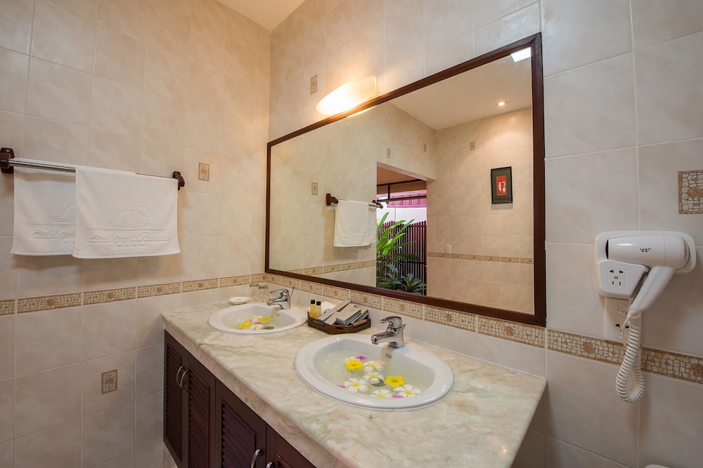 Premium Twin Room, Garden View - Photo 7