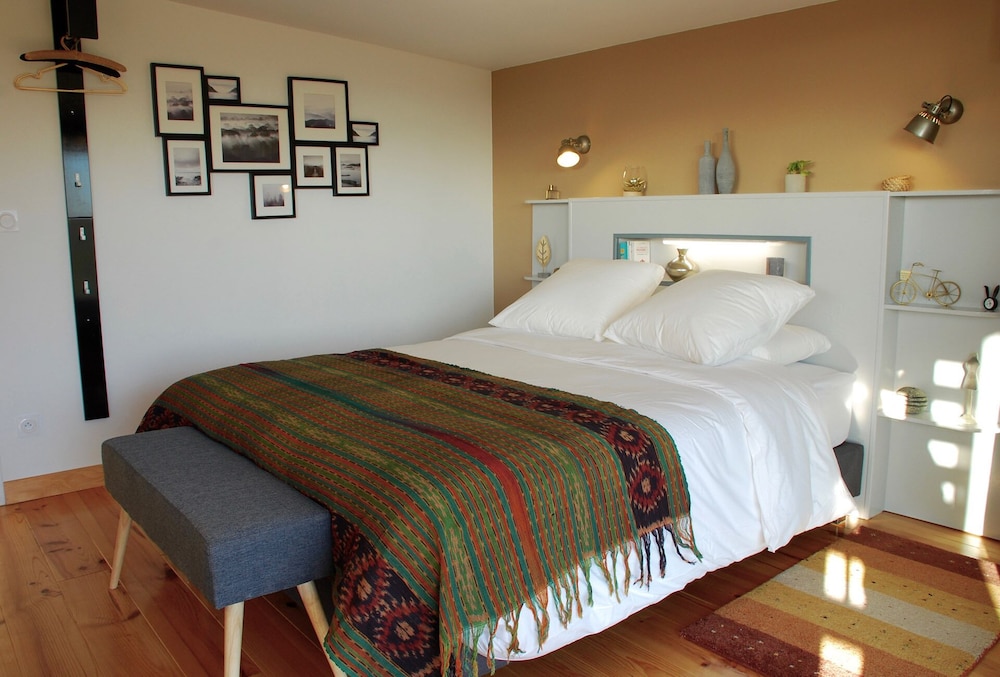 Suite - Photo 7