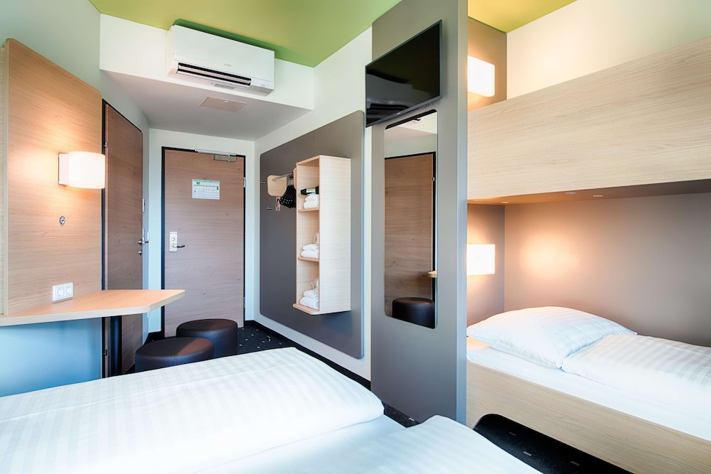 Quadruple Room photo 2