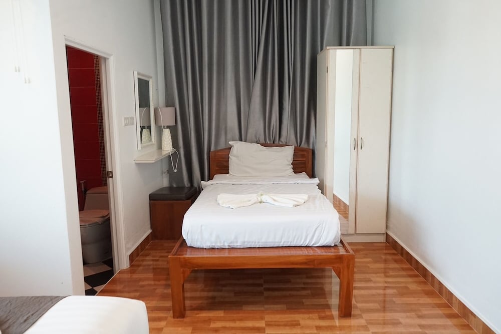 Deluxe Triple Room - Photo 4