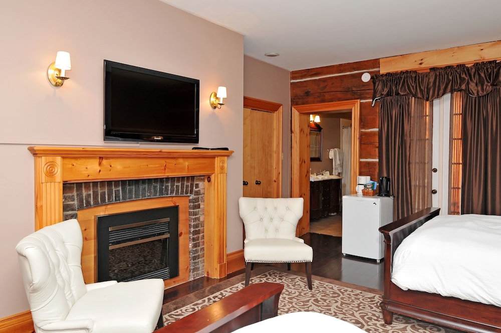 Dunsford House Suite, 2 Queen Beds photo 3