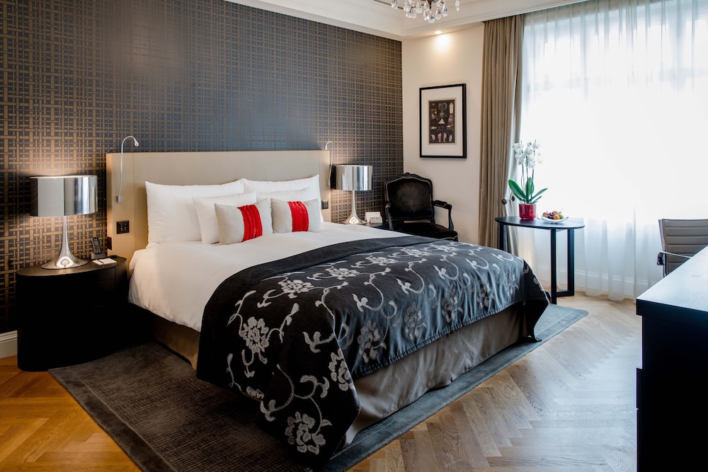 Room (Charming) - Photo 3
